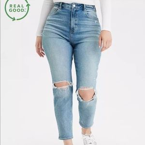 AE Stretch Curvy Mom Jean
